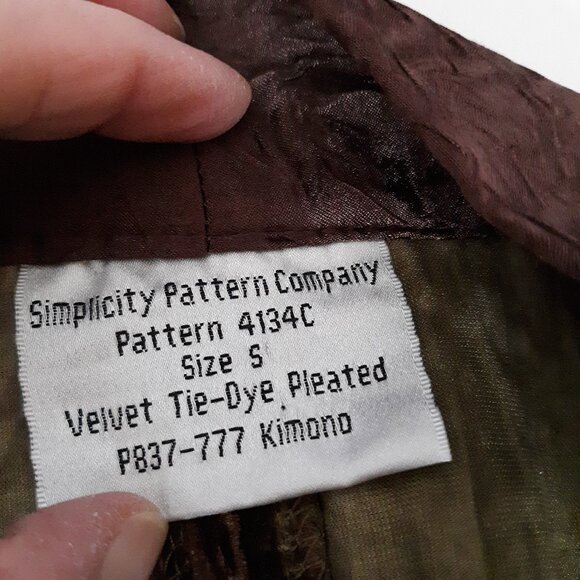 Simplicity Pattern Company June Colburn Kimono Top Jacket - Picture 8 of 9